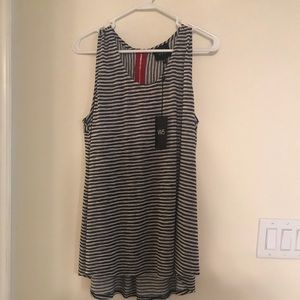 Brand new women’s Anthropologie top